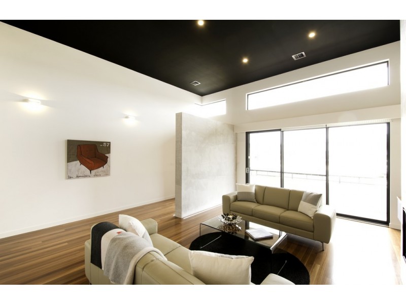 4 Bonarba Link, Googong NSW 2620