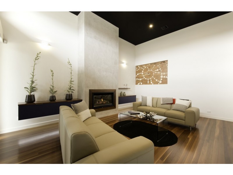 4 Bonarba Link, Googong NSW 2620