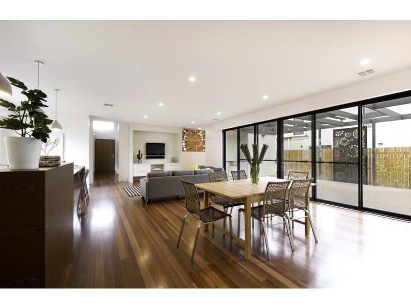 4 Bonarba Link, Googong NSW 2620