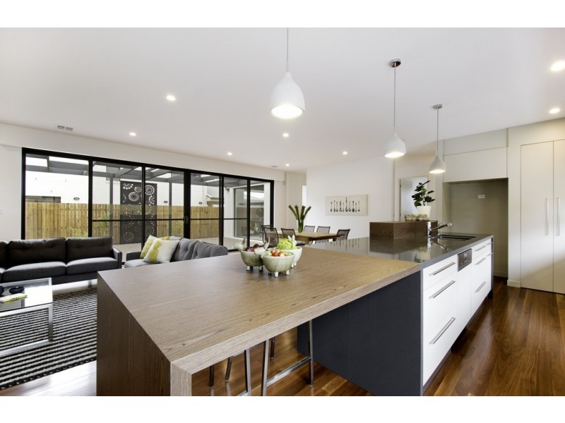 4 Bonarba Link, Googong NSW 2620