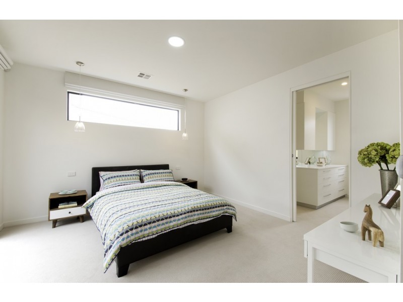 4 Bonarba Link, Googong NSW 2620