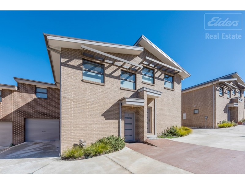 5/69 Gilmore Road, Queanbeyan West NSW 2620