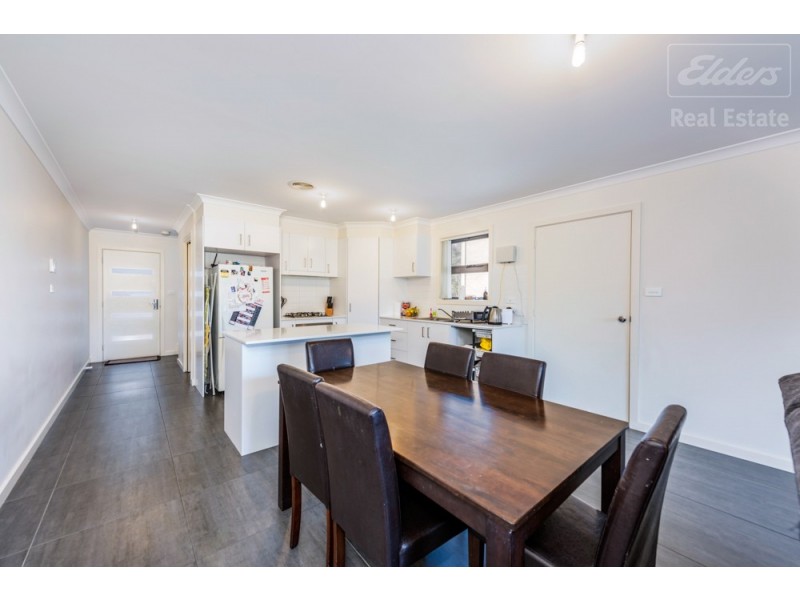 5/69 Gilmore Road, Queanbeyan West NSW 2620