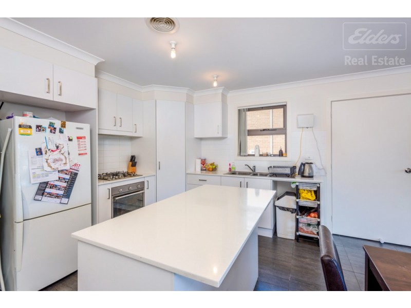 5/69 Gilmore Road, Queanbeyan West NSW 2620