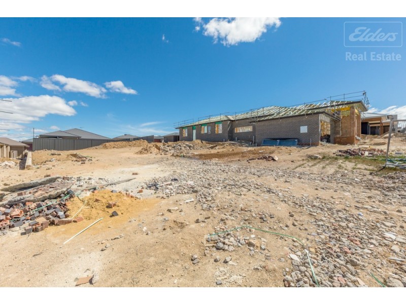 22 Tyrrell Street, Googong NSW 2620