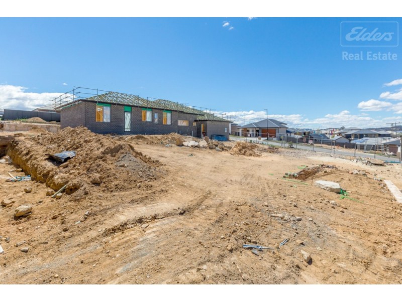 22 Tyrrell Street, Googong NSW 2620