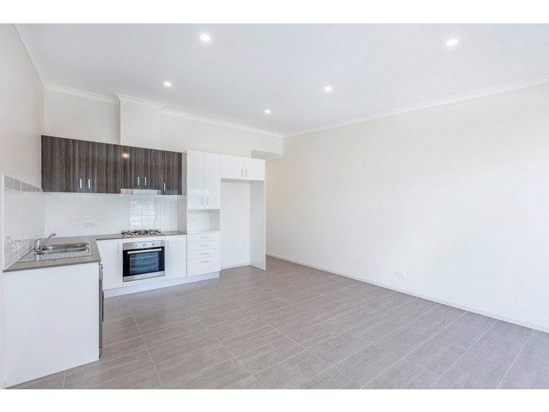 77 Caragh Avenue, Googong NSW 2620