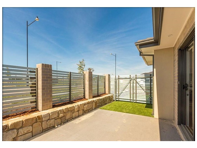 9 Hearne Street, Googong NSW 2620