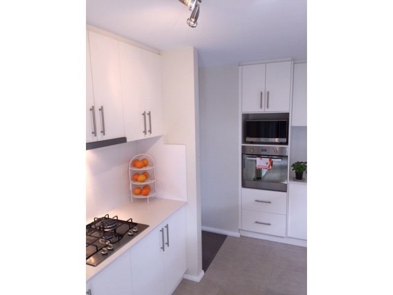 16 Bailey Crescent, Googong NSW 2620
