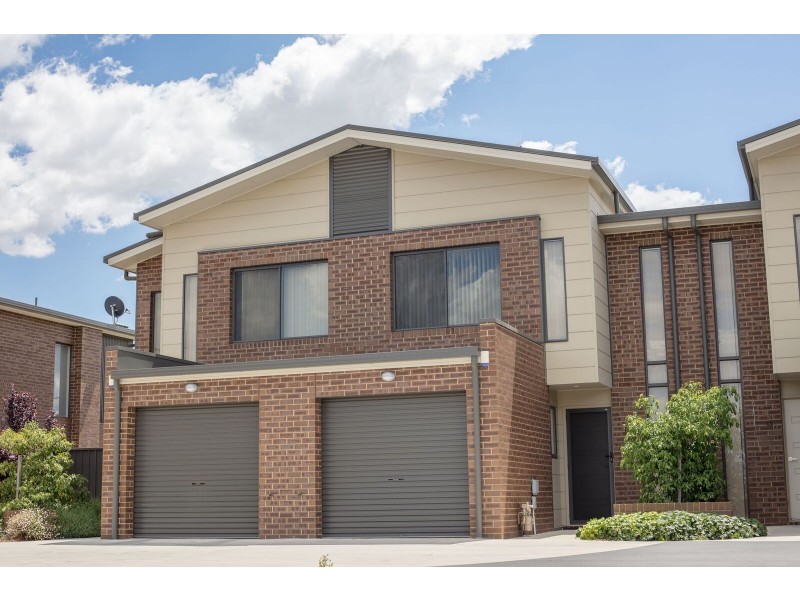 12/1-7 Thuralilly Street, Queanbeyan NSW 2620