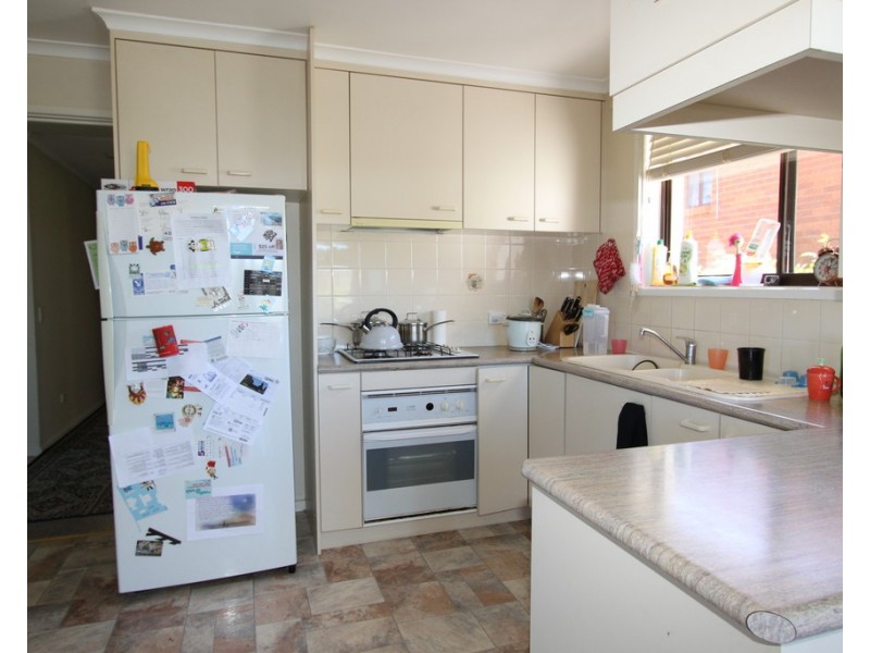 15 Carwoola Place, Queanbeyan NSW 2620