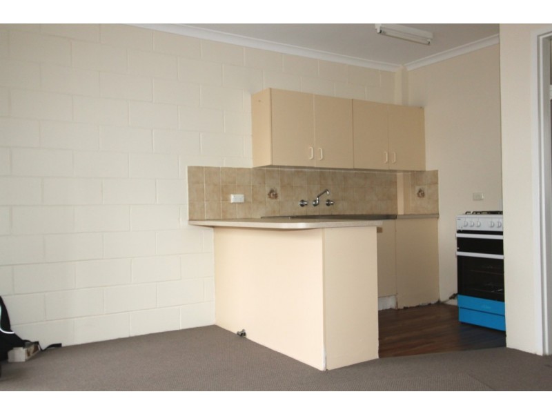 21/10 MacQuoid Street, Queanbeyan NSW 2620