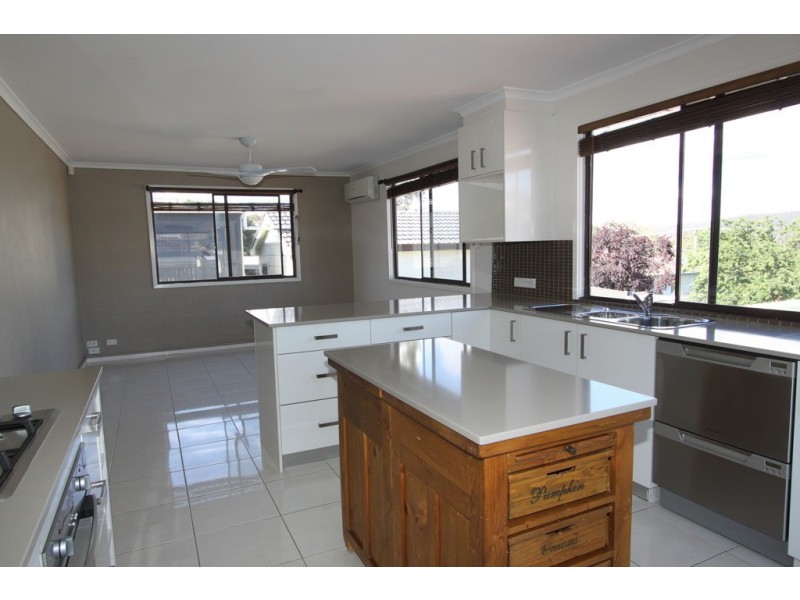 120 Donald Road, Queanbeyan NSW 2620