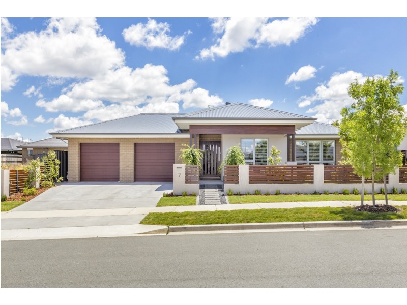 7 Maxwell Street, Googong NSW 2620