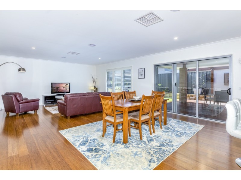 7 Maxwell Street, Googong NSW 2620