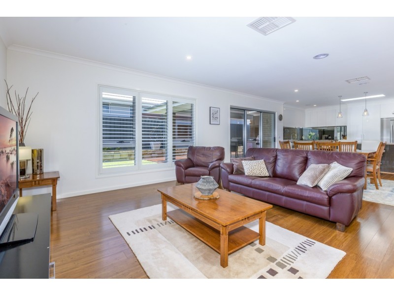 7 Maxwell Street, Googong NSW 2620