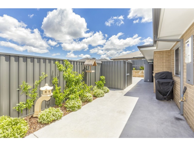 7 Maxwell Street, Googong NSW 2620