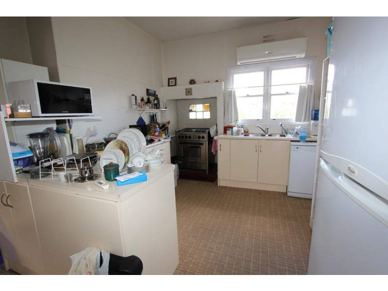 28 Atkinson Street, Queanbeyan NSW 2620