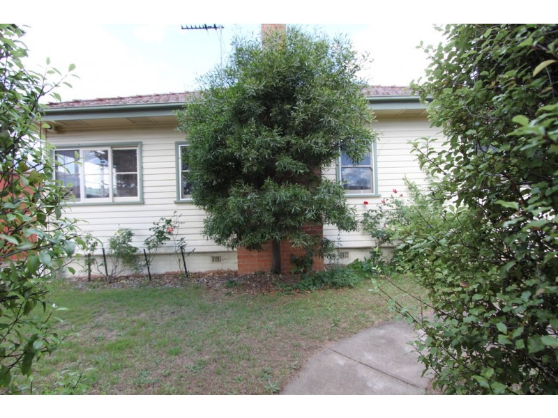 28 Atkinson Street, Queanbeyan NSW 2620