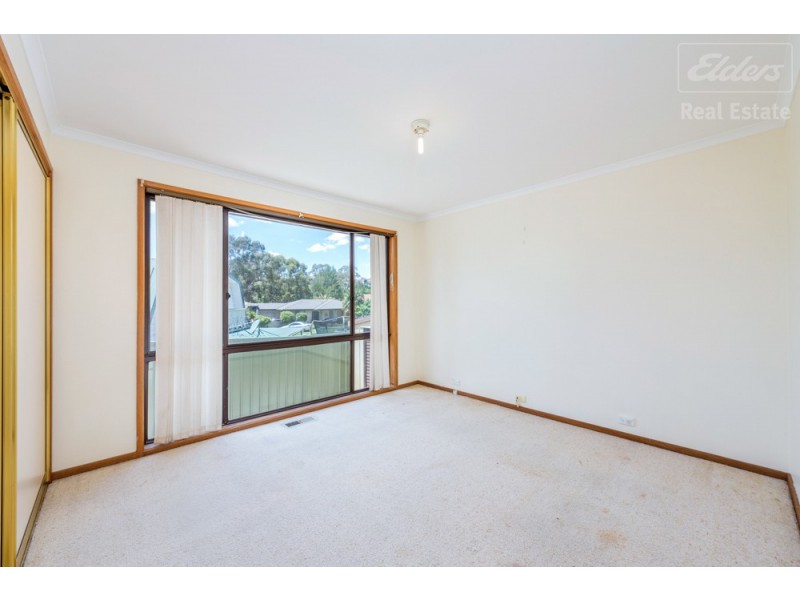 25 Lochiel Street, Karabar NSW 2620