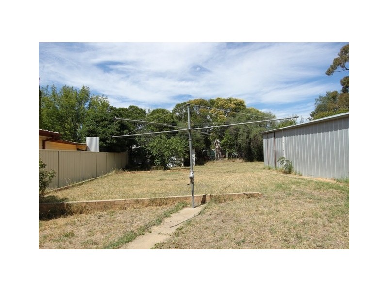 10 Early Street, Queanbeyan NSW 2620