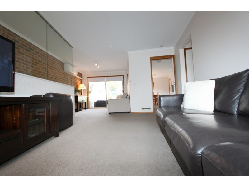 7/3 Winchester Place, Queanbeyan NSW 2620