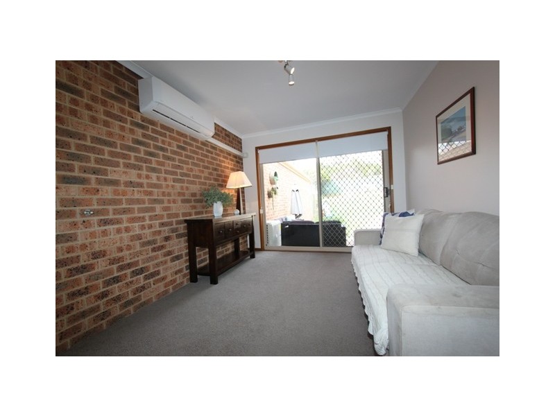 7/3 Winchester Place, Queanbeyan NSW 2620