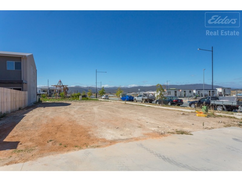 3 Aprasia Avenue, Googong NSW 2620