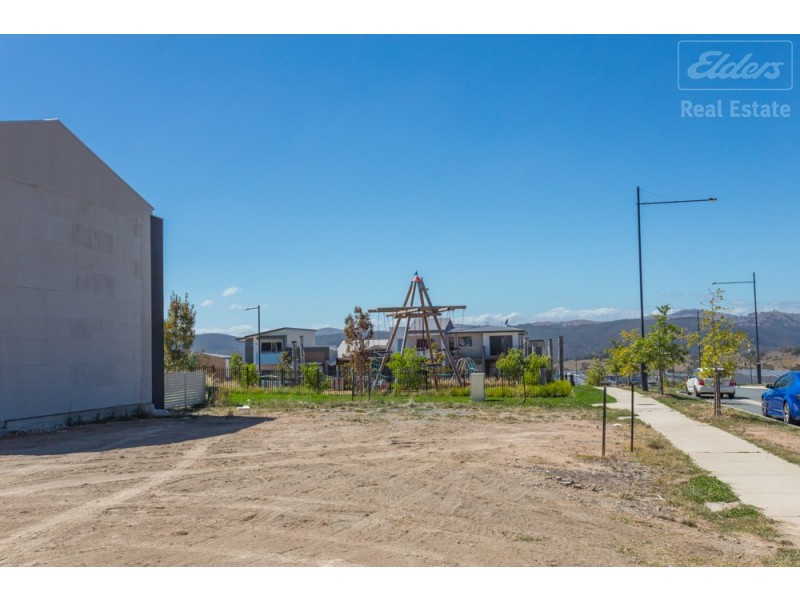 3 Aprasia Avenue, Googong NSW 2620