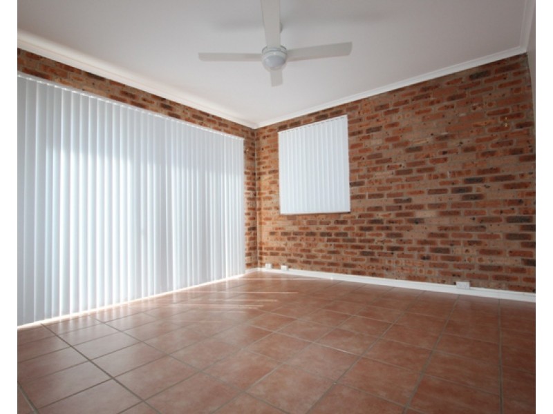 8 Marilyn Place, Queanbeyan NSW 2620