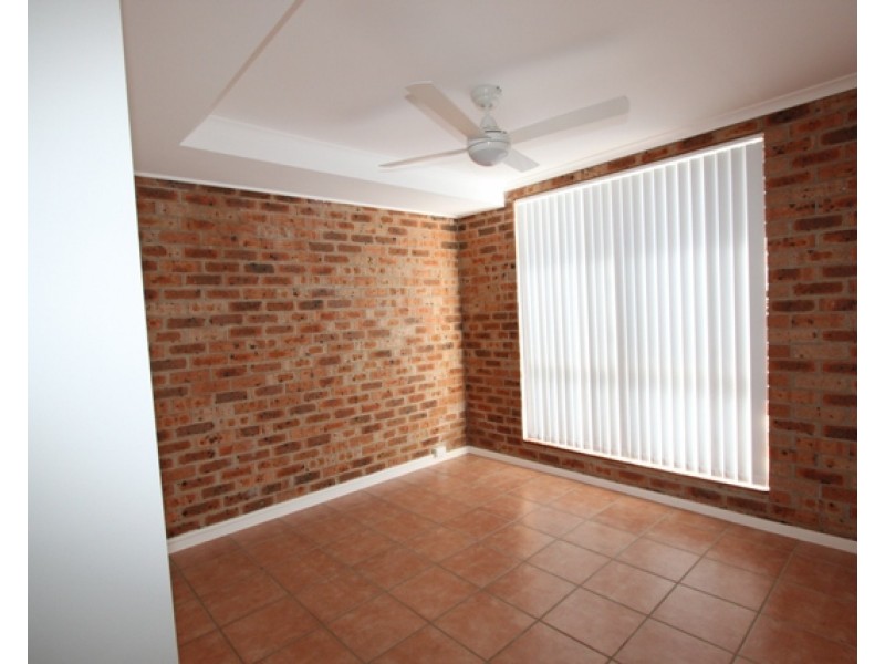 8 Marilyn Place, Queanbeyan NSW 2620