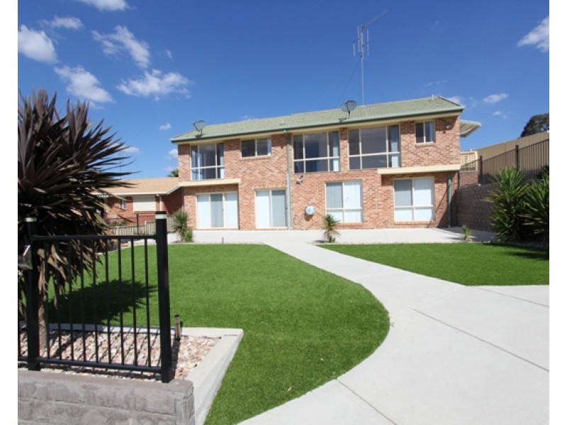 8 Marilyn Place, Queanbeyan NSW 2620