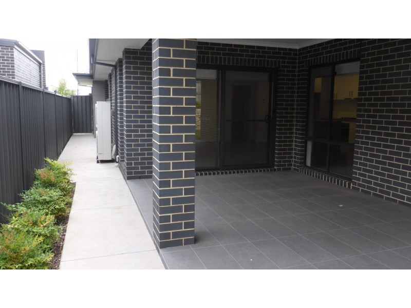 11 Keyte Street, Googong NSW 2620