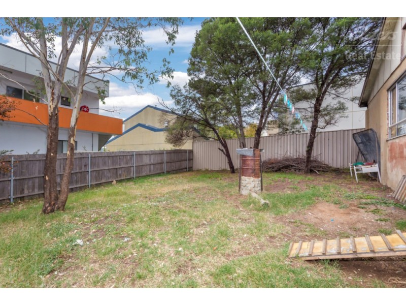 29 Uriarra Road, Queanbeyan NSW 2620