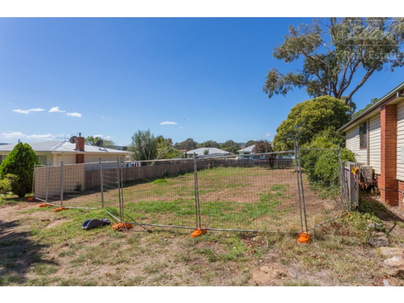 13 Downey Street, Karabar NSW 2620