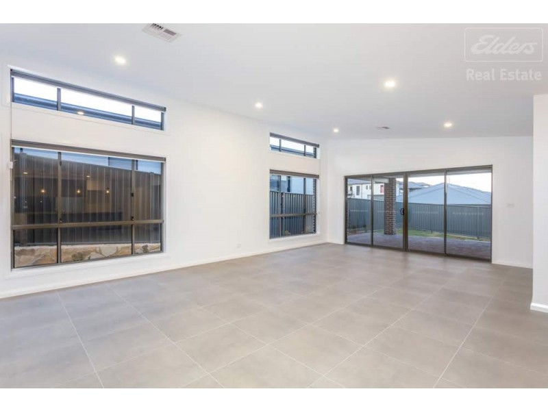 31 Percival Road, Googong NSW 2620