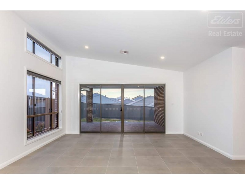 31 Percival Road, Googong NSW 2620