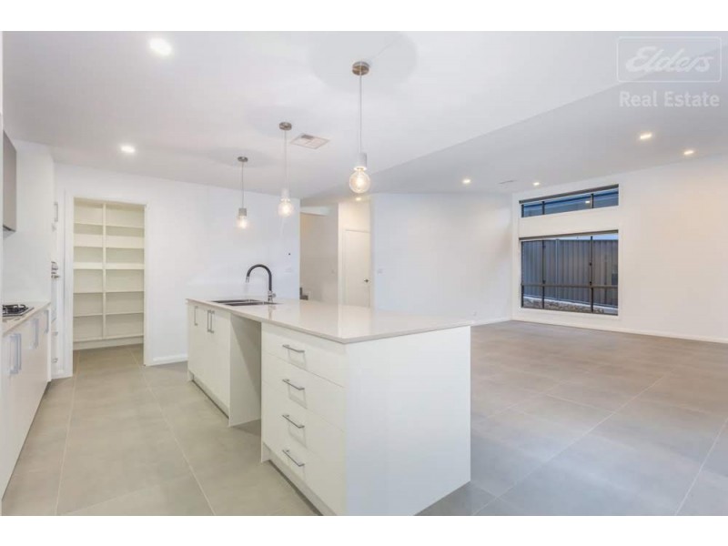 31 Percival Road, Googong NSW 2620