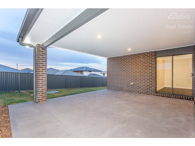 31 Percival Road, Googong NSW 2620