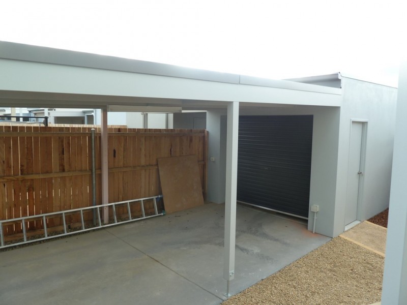 80 Caragh Avenue, Googong NSW 2620