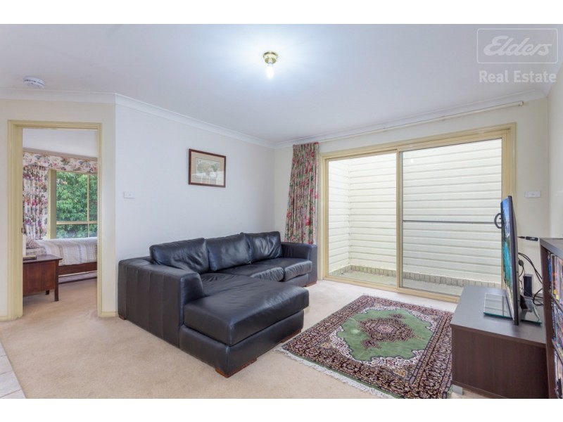 80 Rosewood Glen, Jerrabomberra NSW 2619