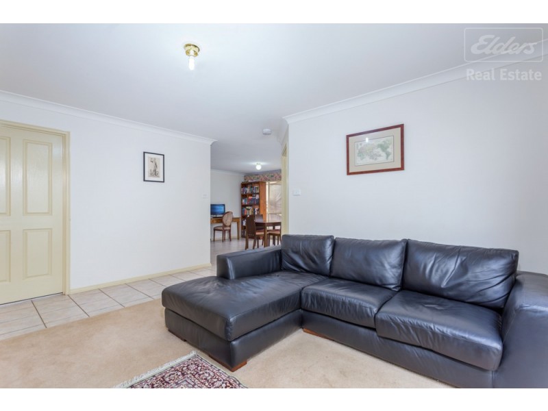 80 Rosewood Glen, Jerrabomberra NSW 2619