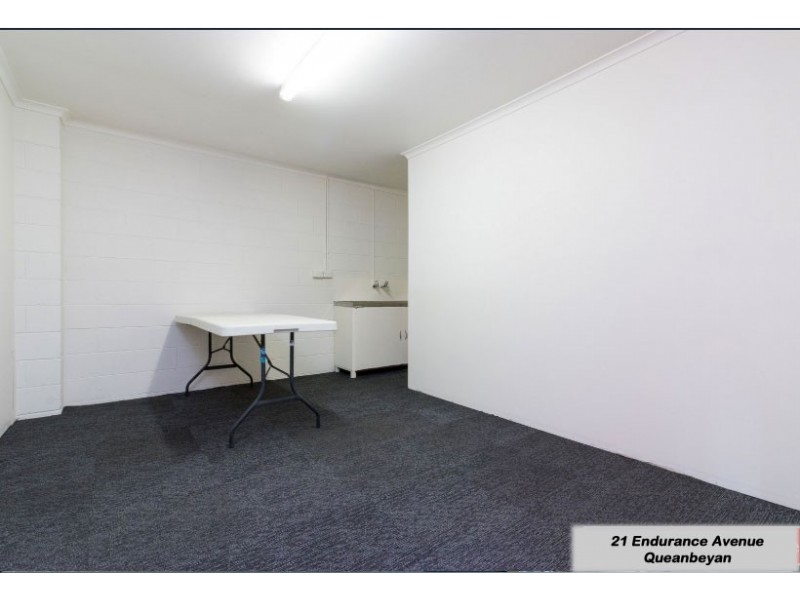 21 Endurance Avenue, Queanbeyan East NSW 2620
