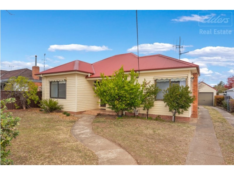 20 Bruce Street, Queanbeyan NSW 2620