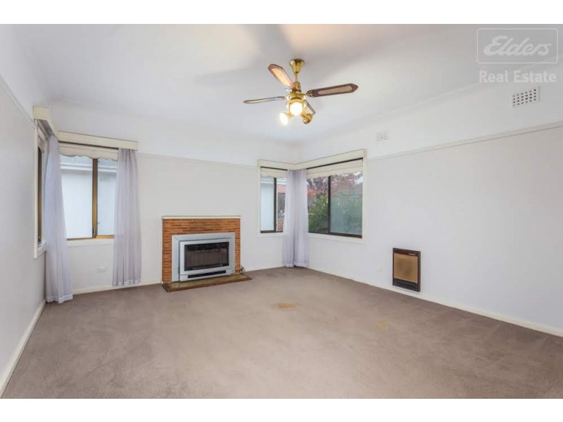 20 Bruce Street, Queanbeyan NSW 2620