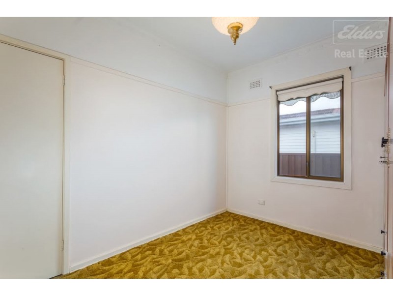 20 Bruce Street, Queanbeyan NSW 2620