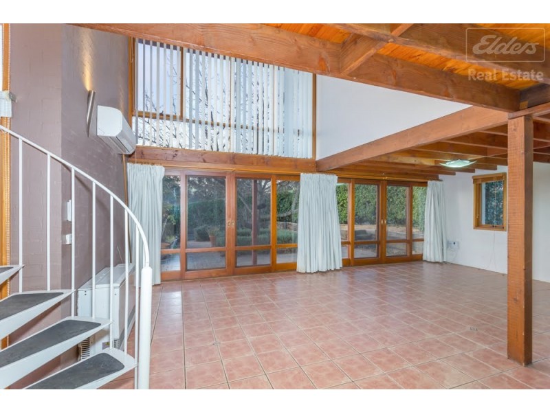 1 Winter Place, Jerrabomberra NSW 2619