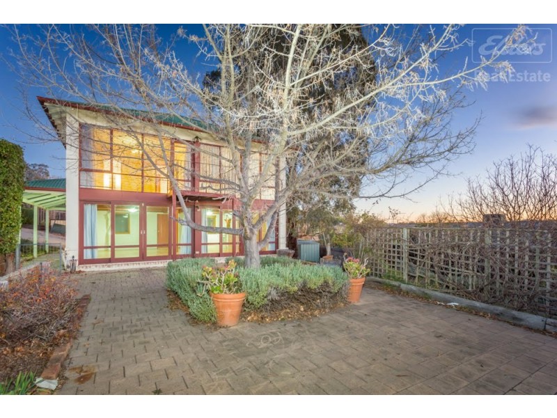 1 Winter Place, Jerrabomberra NSW 2619