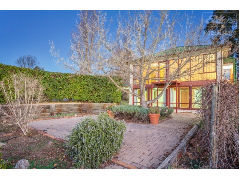 1 Winter Place, Jerrabomberra NSW 2619