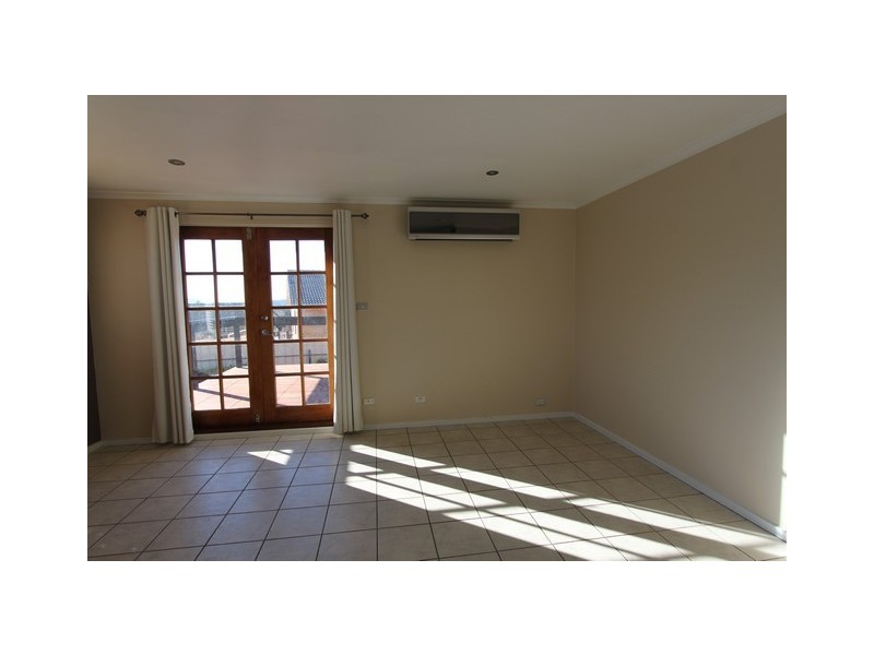 3/3 Parr Place, Queanbeyan NSW 2620